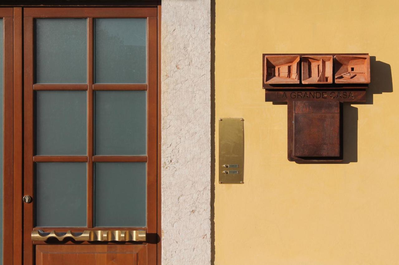 Bed and Breakfast La Grande Casa Valpolicella Сант'Амброджо-ді-Вальполічелла Екстер'єр фото
